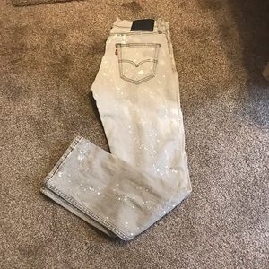 Levis slim fit size 32